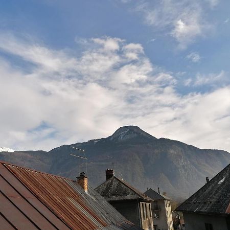 Appartement au coeur de la maurienne Saint-Etienne-de-Cuines Buitenkant foto