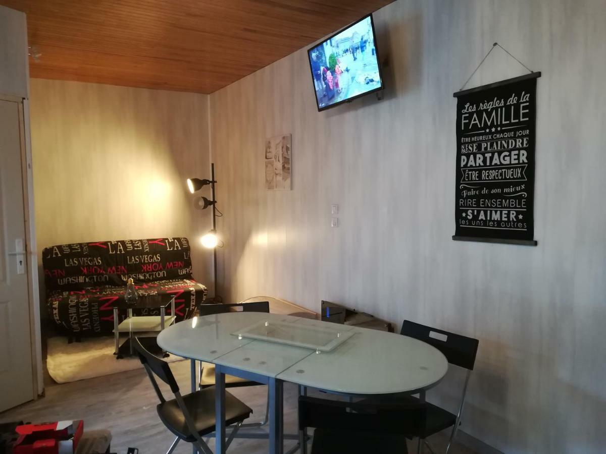Appartement au coeur de la maurienne Saint-Etienne-de-Cuines Buitenkant foto